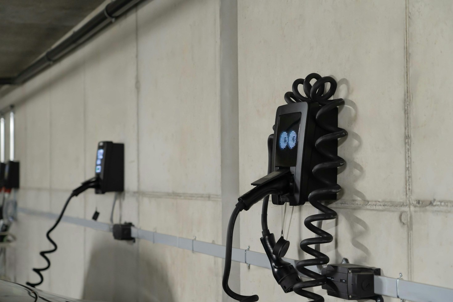 Ventajas de combinar energía solar con la recarga de tu vehículo